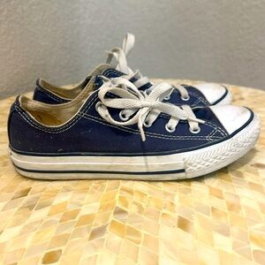 Converse all star Kids sneakers  size 2 grayish blue